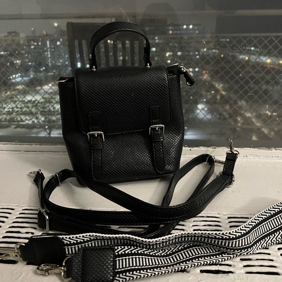 Black Mini Backpack + shoulder or crossbody bag purse - Picture 6 of 12